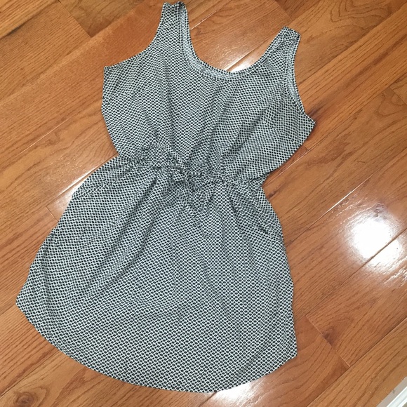 GAP Dresses & Skirts - Gap summer dress with pockets.